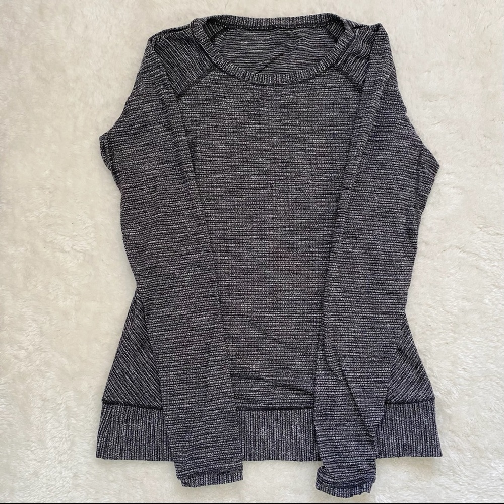 Lululemon knit grey long sleeve!